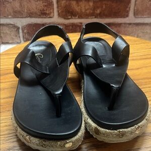 Size 9M sandals comfort